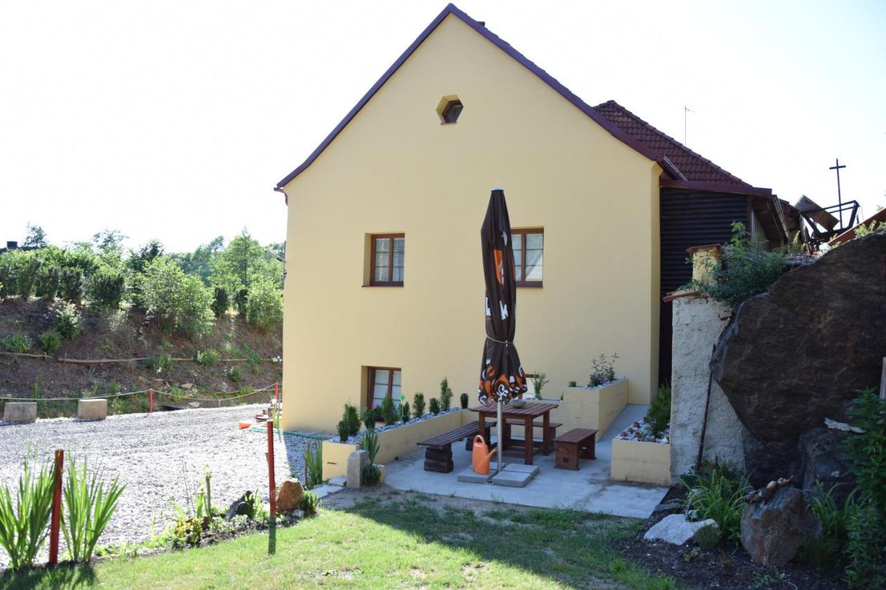 Apartmany Pod Klasterem Kladruby  Dış mekan fotoğraf