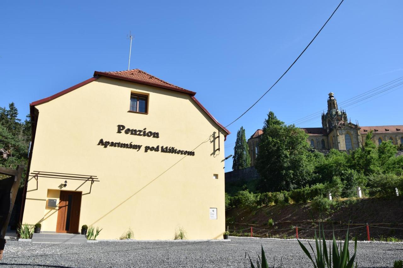 Apartmany Pod Klasterem Kladruby  Dış mekan fotoğraf